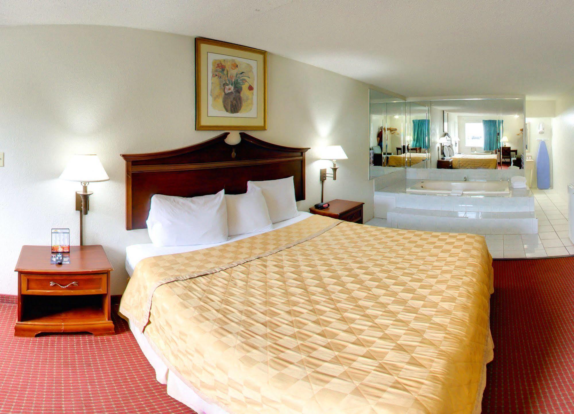 Key West - 2* Newport News